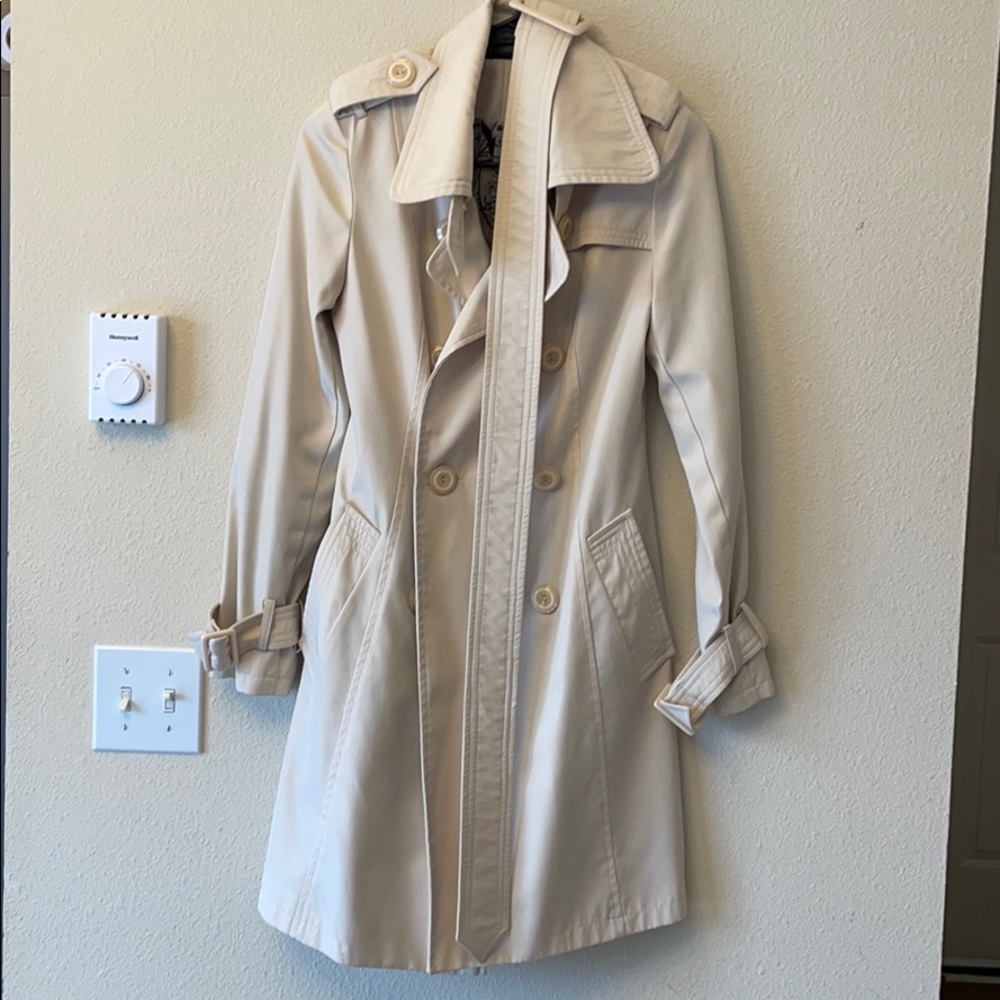 Trench coat